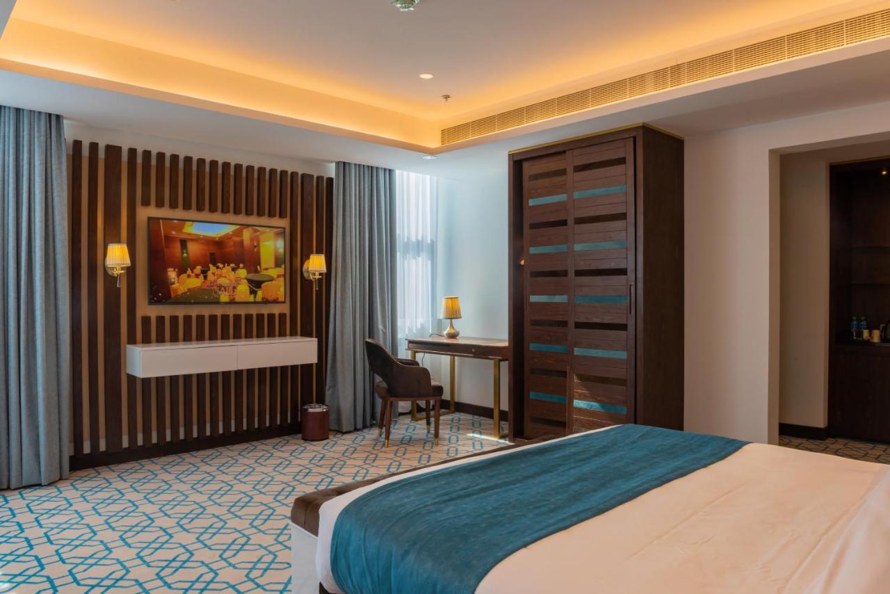 Royal Crown Hotel Maskat Zewnętrze zdjęcie