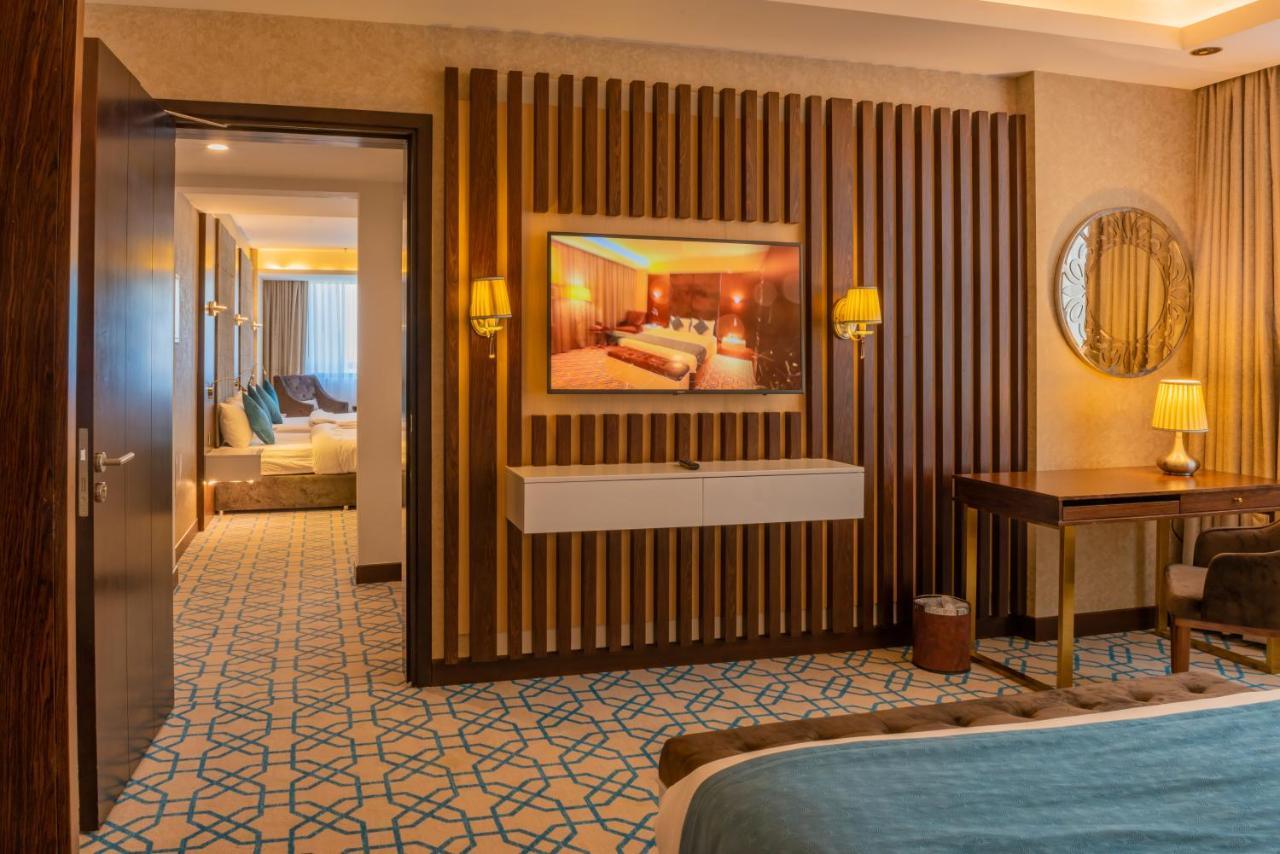 Royal Crown Hotel Maskat Zewnętrze zdjęcie